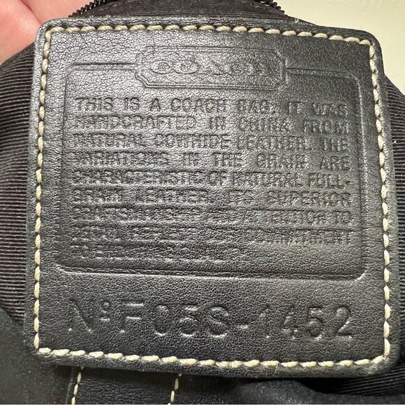 Coach Vintage Soho Bag Black Leather Silver Buckles Shoulder Purse Handbag - Picture 9 of 9